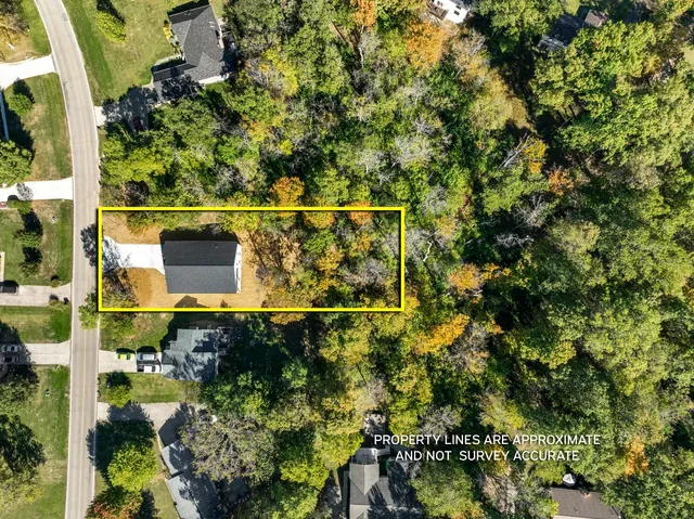 $489,900 | 21070 Alpine Drive, Lawrenceburg, IN 47025