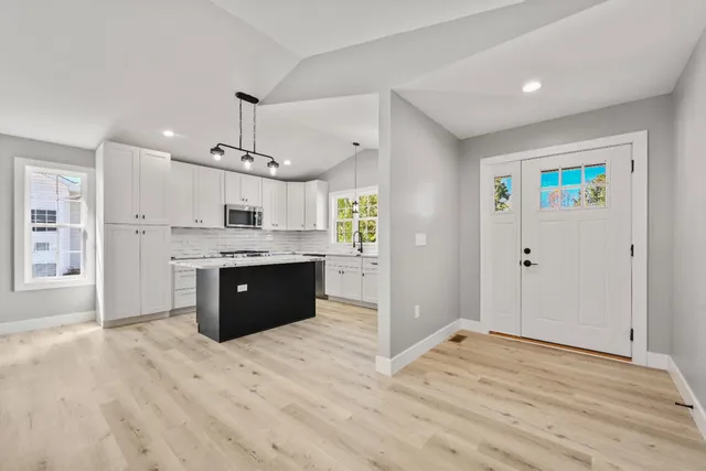 $489,900 | 21070 Alpine Drive, Lawrenceburg, IN 47025