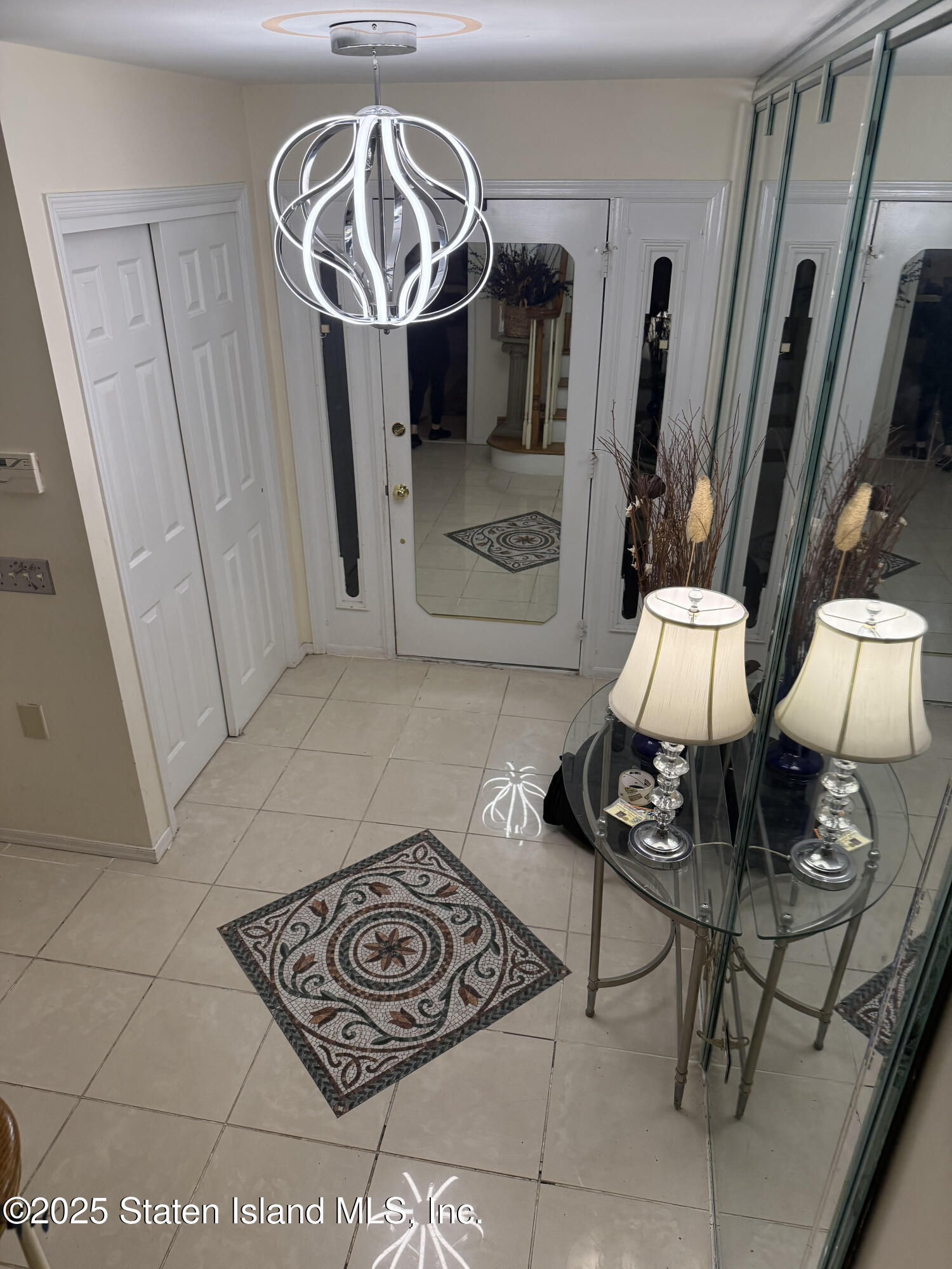 22 Admiralty Loop Staten Island, NY 10309 - Photo 2 of 20 entry