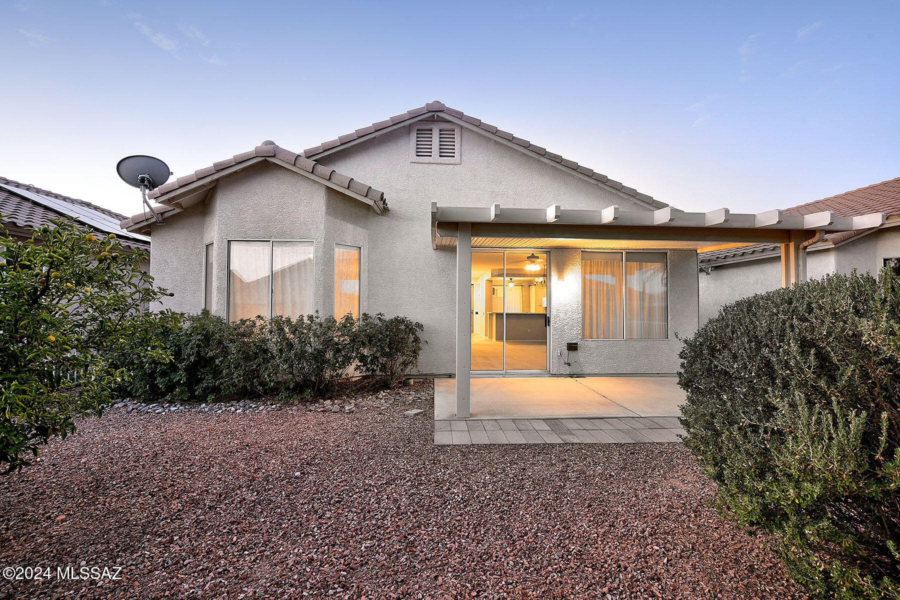 7632 West Amber Ridge Way Tucson, AZ 85743 - Photo 7 of 23