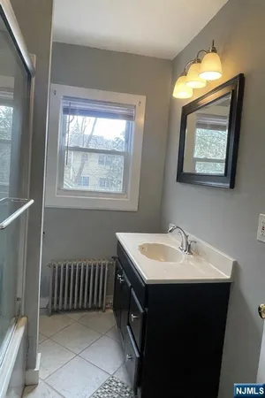 $2,250 | 10 East Grand Avenue, Unit 2, Montvale, NJ 07645