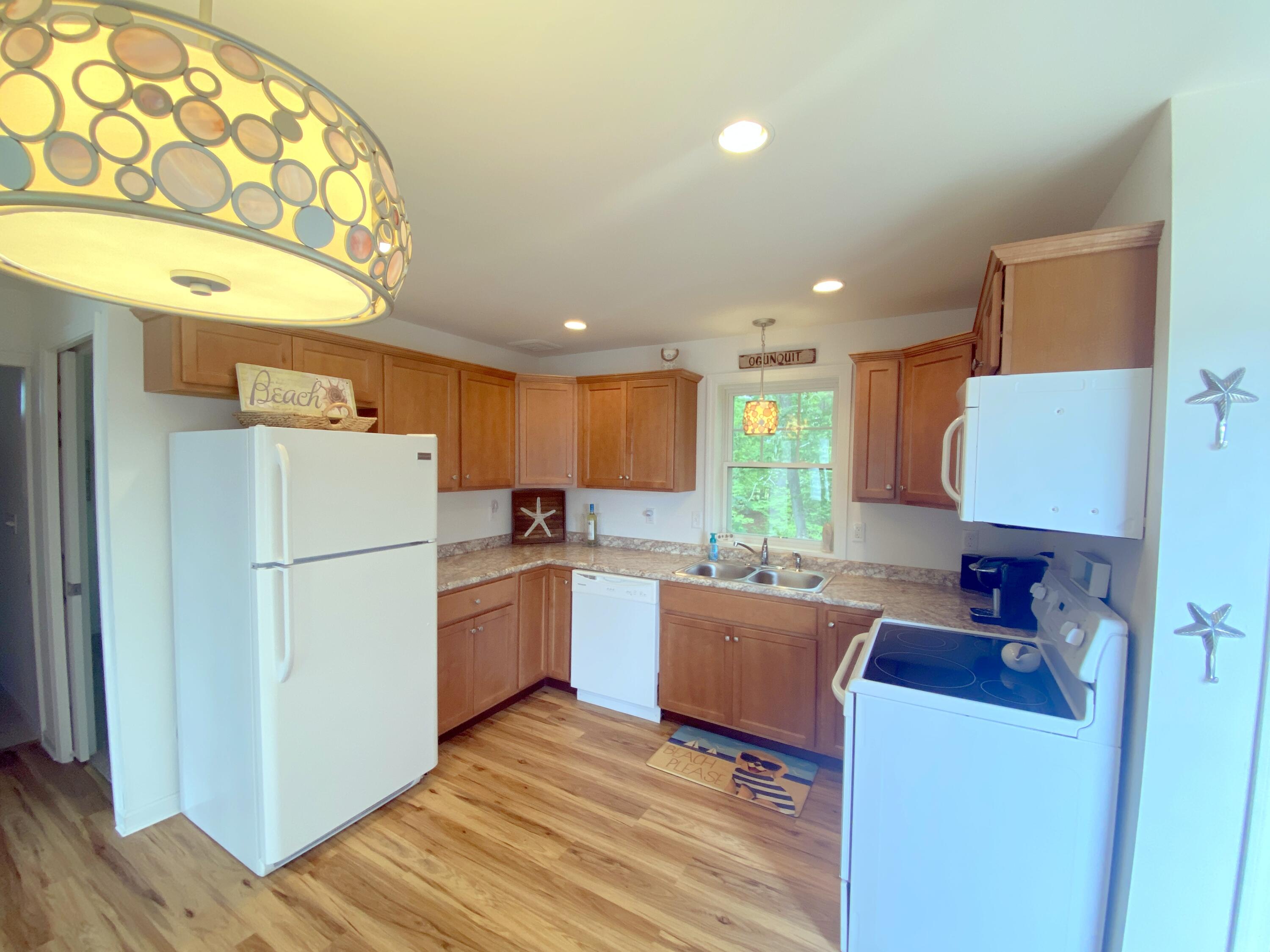 45 Post Road, Unit 22 Wells, ME 04090 - Photo 15 of 30 Kitchen