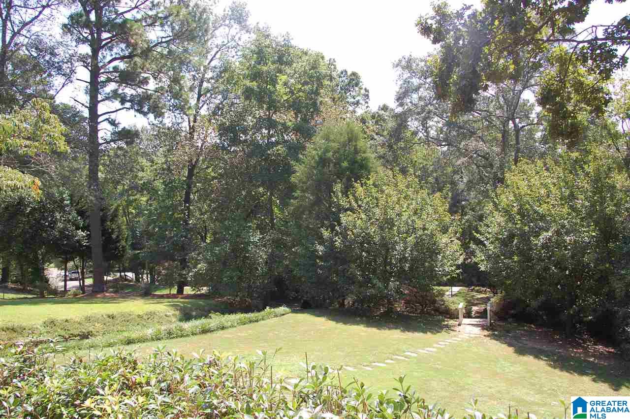 302 Redfern Street Birmingham, AL 35209 - Photo 3 of 36