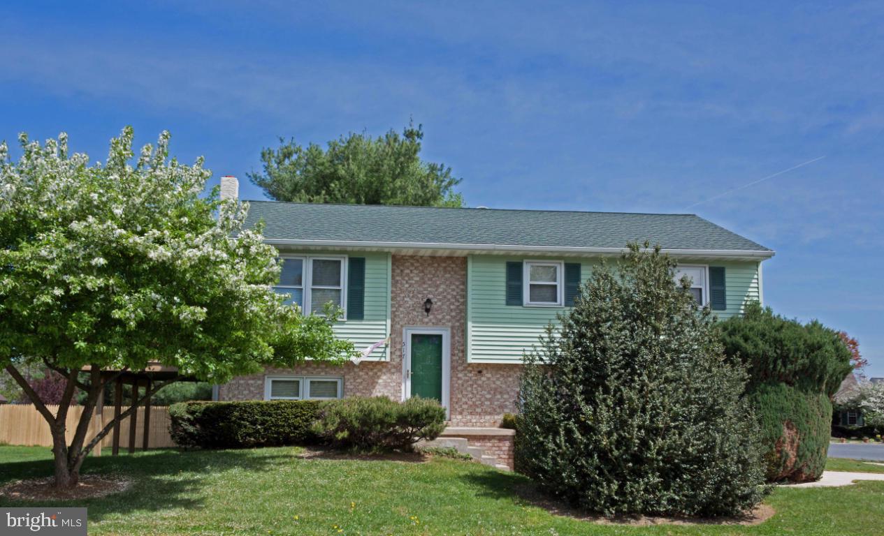517 North Elm Street Lititz, PA 17543 - Photo 1 of 14 Gallery Image 1