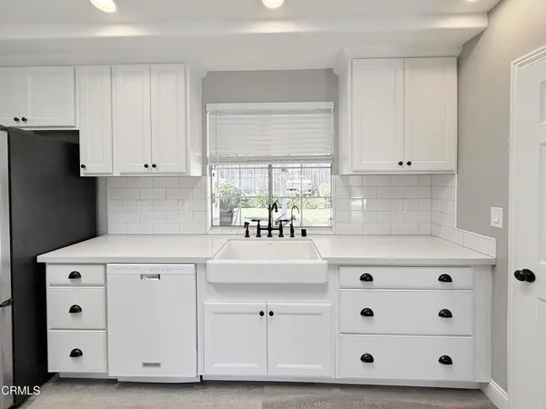 $4,800 | 838 Calle Margarita, Thousand Oaks, CA 91360