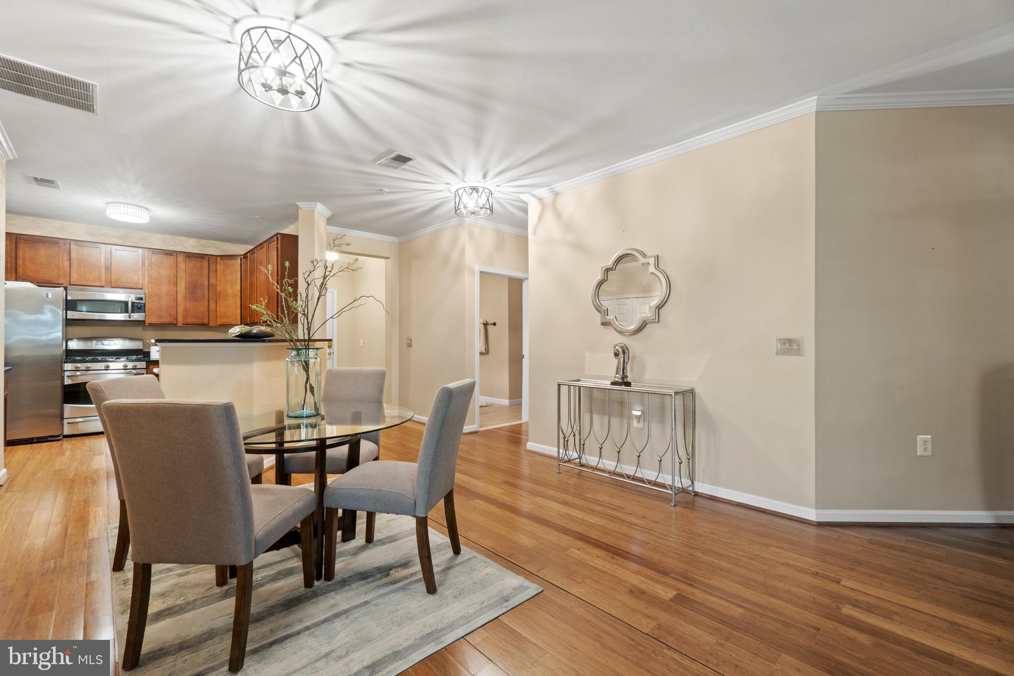 4310 Cannon Ridge Court, Unit 84 Fairfax, VA 22033 - Photo 7 of 43 Dining Room