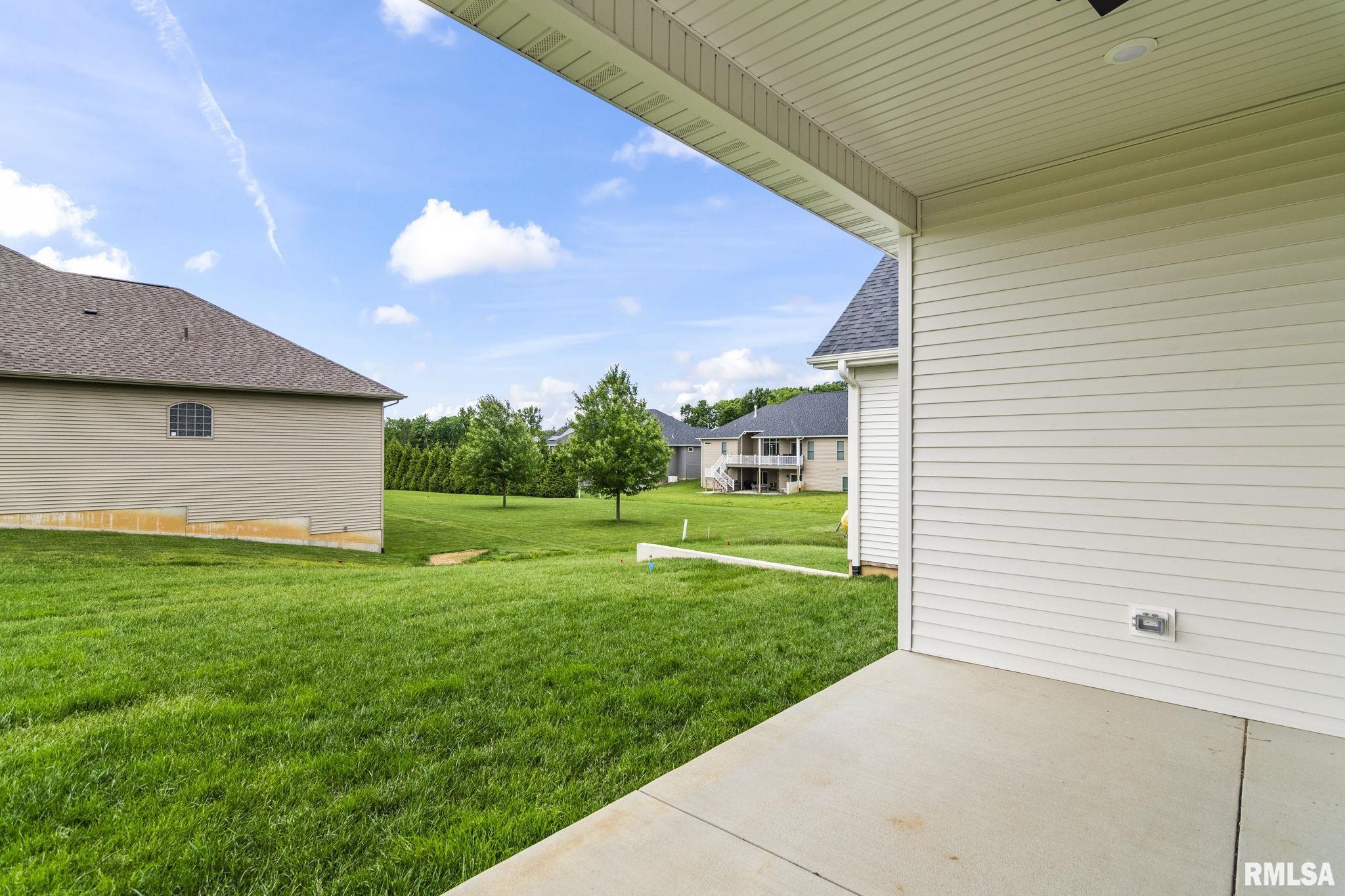 4704 Berkshire Crossing Springfield, IL 62711 - Photo 43 of 46