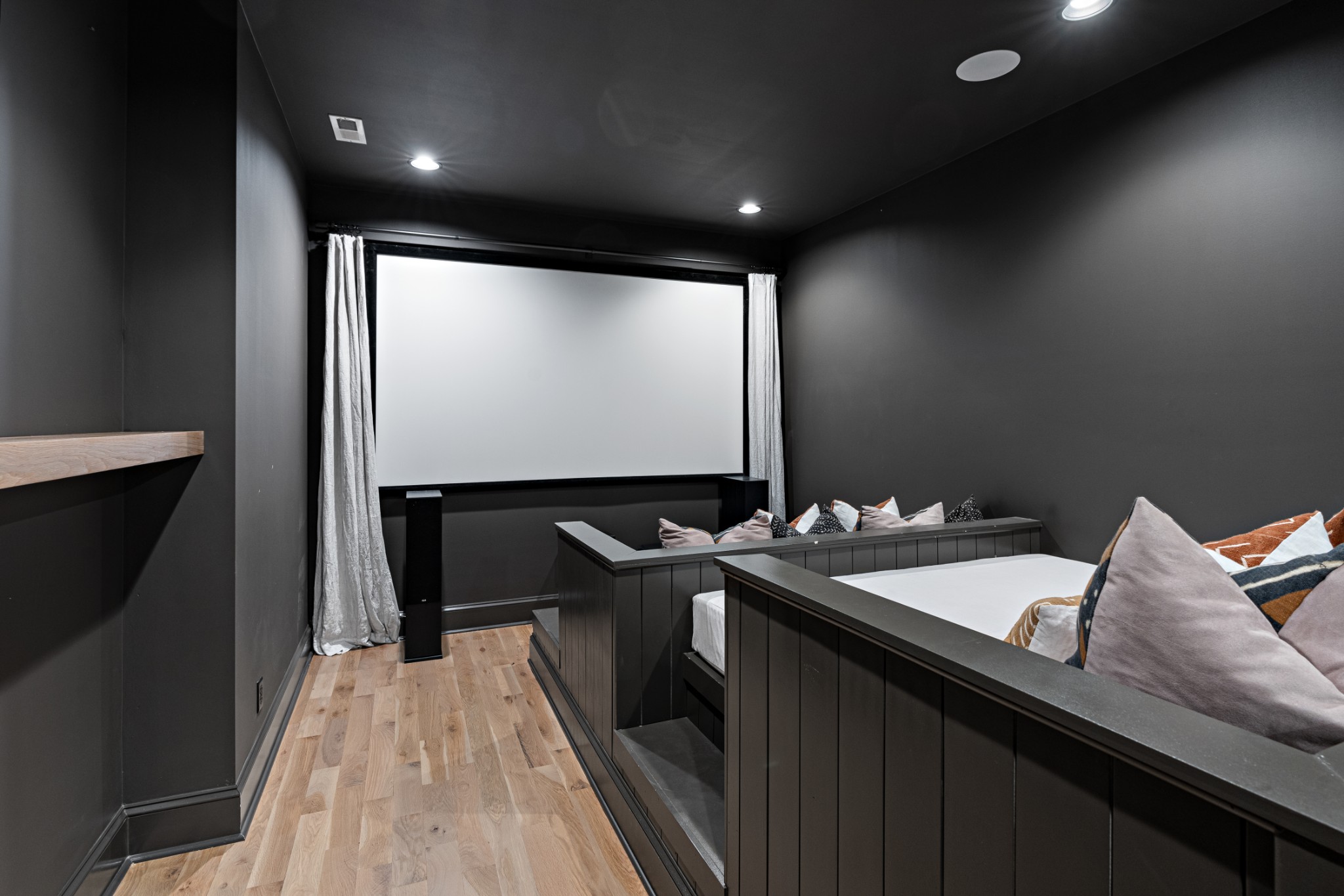 110 Lindsley Park Drive Nashville, TN 37206 - Photo 27 of 32 a bathroom with a sink and a mirror