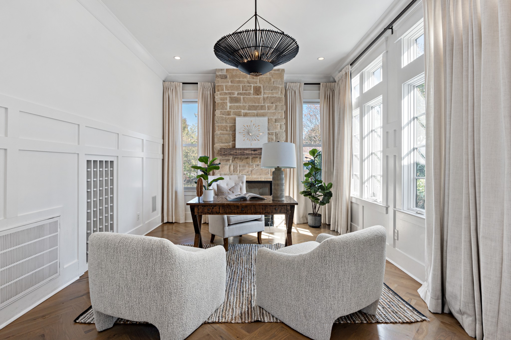 110 Lindsley Park Drive Nashville, TN 37206 - Photo 5 of 32 a living room with furniture and a large window