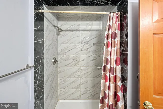 $449,900 | 1373 Quail Hollow Road, Harrisburg, PA 17112