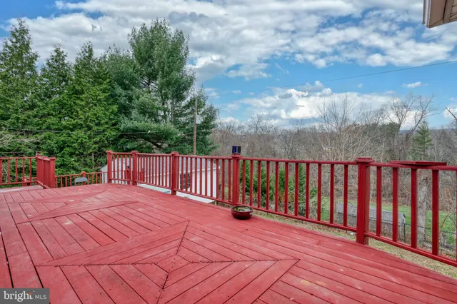 $449,900 | 1373 Quail Hollow Road, Harrisburg, PA 17112