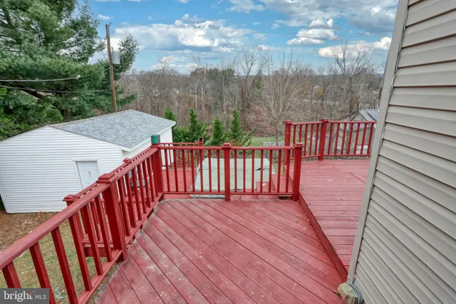 $449,900 | 1373 Quail Hollow Road, Harrisburg, PA 17112