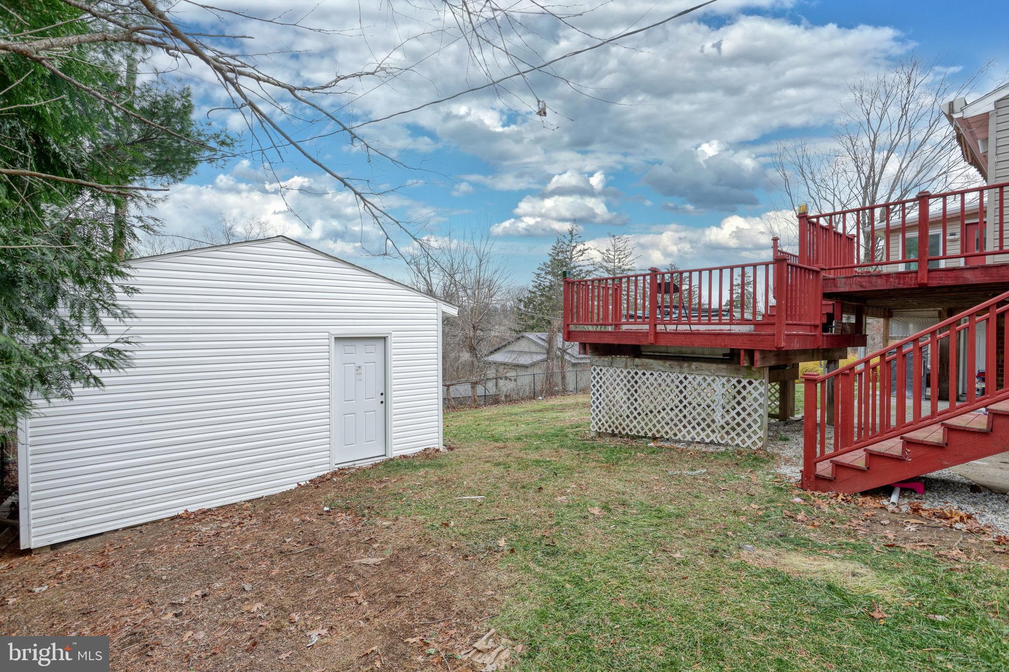 1373 Quail Hollow Road Harrisburg, PA 17112 - Photo 64 of 68 a view of a house with a balcony