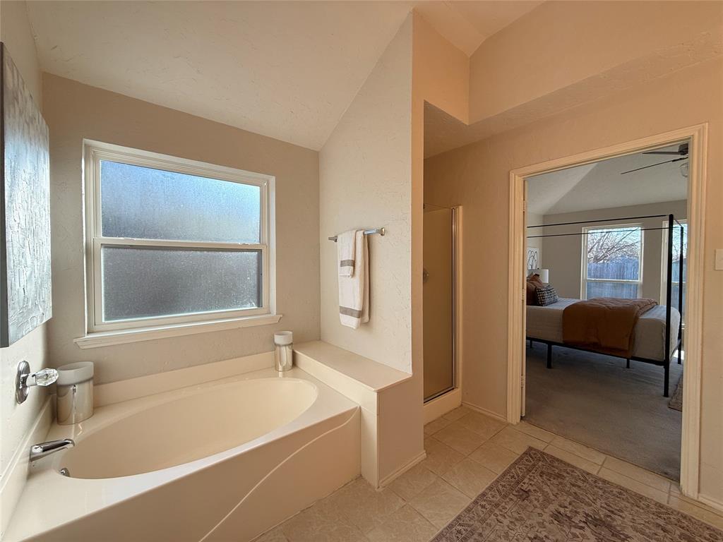 1602 Crestmeadow Lane Mansfield, TX 76063 - Photo 15 of 23