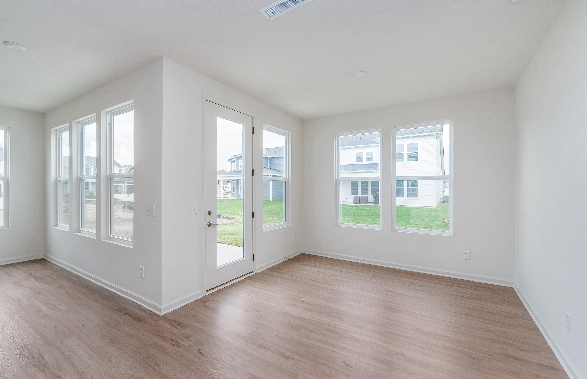 7406 Firestone Road Whitestown, IN 46075 - Photo 14 of 56