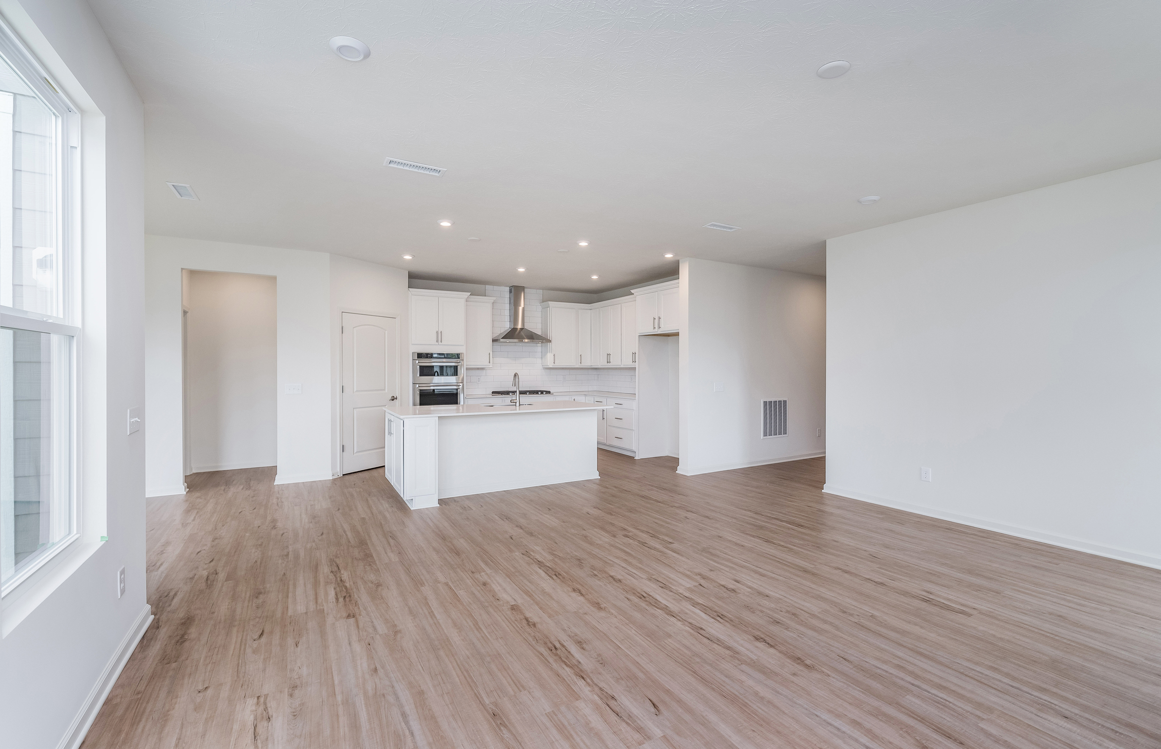 7406 Firestone Road Whitestown, IN 46075 - Photo 9 of 56