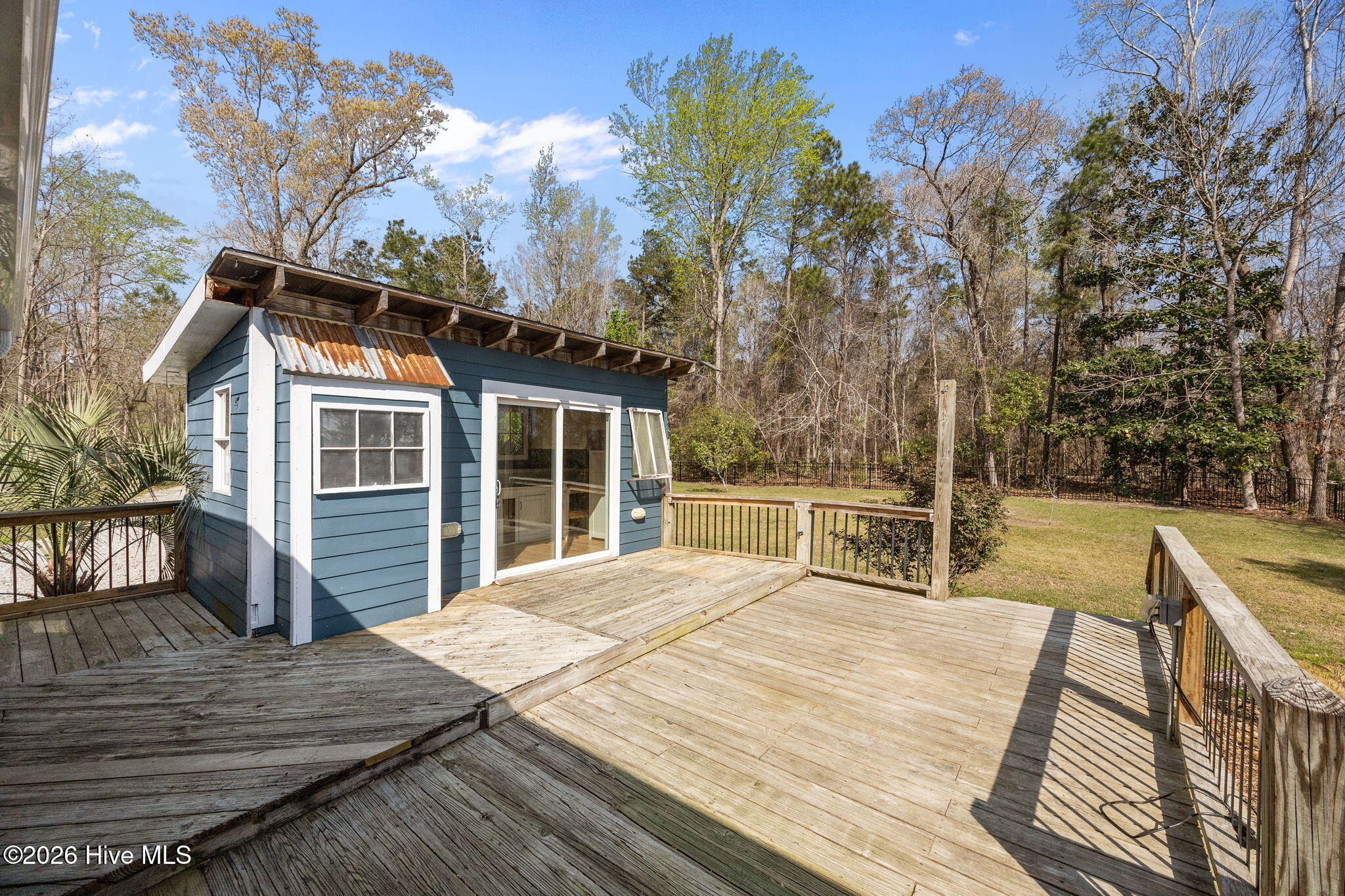 319 Blue Top Road Jacksonville, NC 28540 - Photo 41 of 62 Garden Shed/Kitchenette