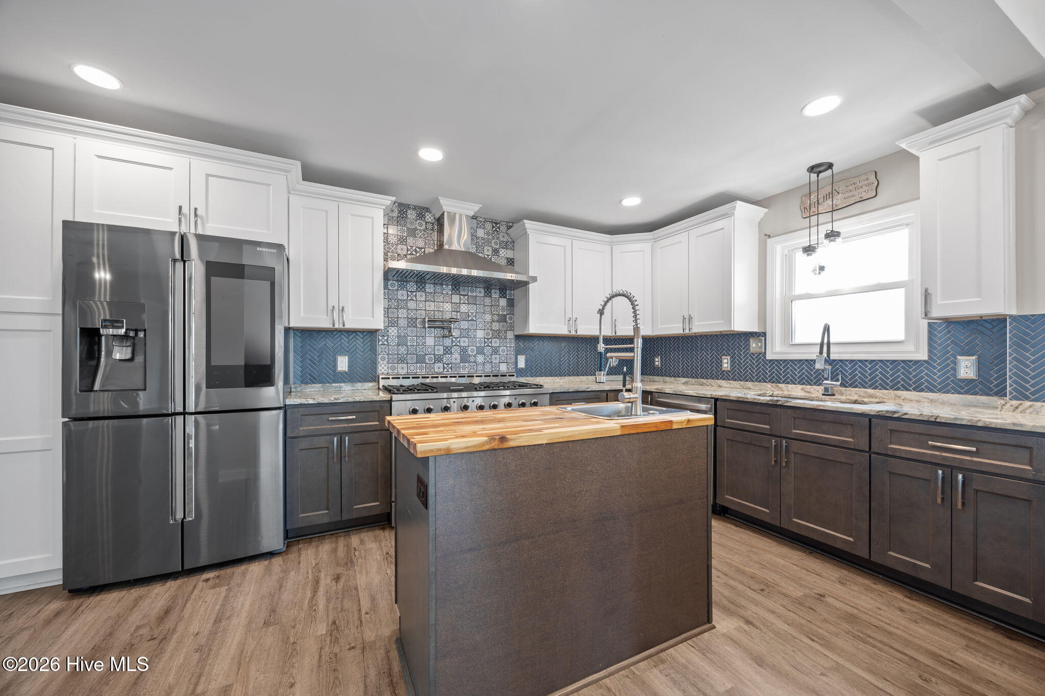 319 Blue Top Road Jacksonville, NC 28540 - Photo 6 of 62 19-web-or-mls-IMG_6186