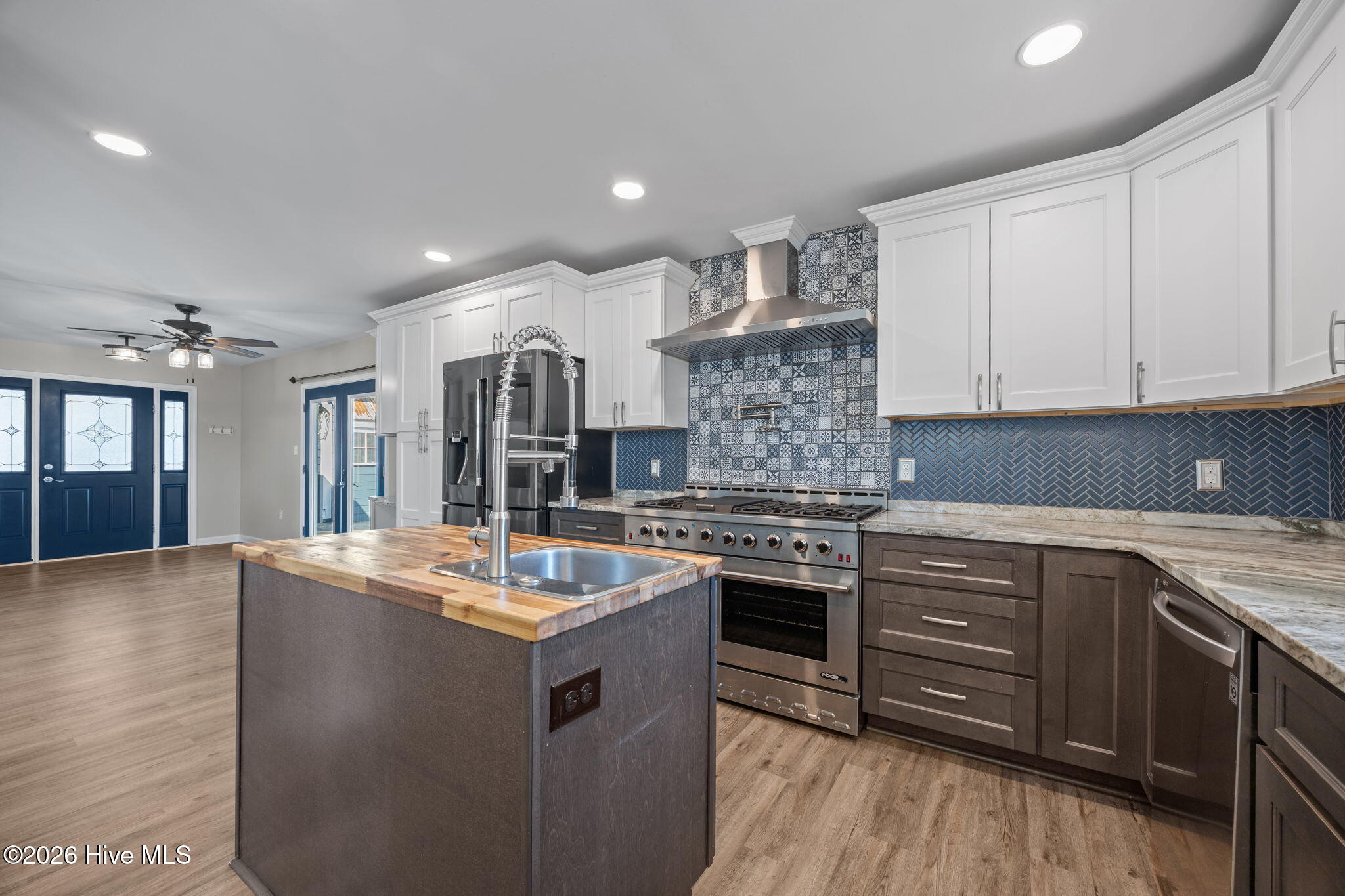 319 Blue Top Road Jacksonville, NC 28540 - Photo 7 of 62 20-web-or-mls-IMG_6189