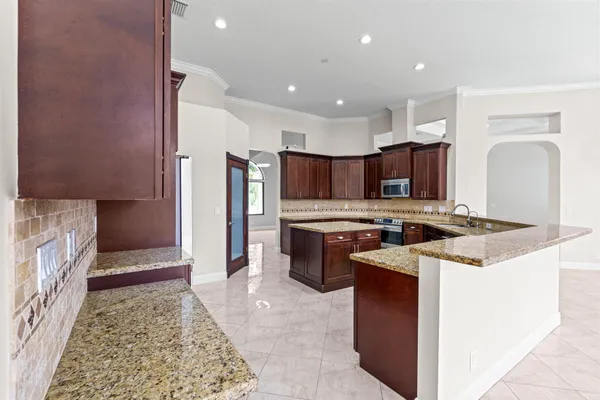 $7,250 | 16596 82nd Road North, The Acreage, FL 33470