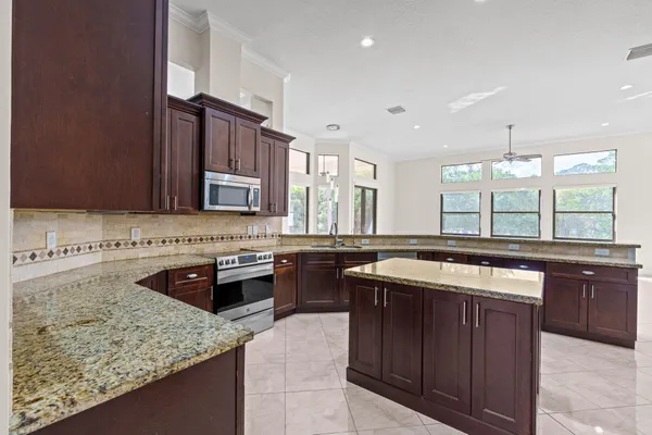 $7,250 | 16596 82nd Road North, The Acreage, FL 33470