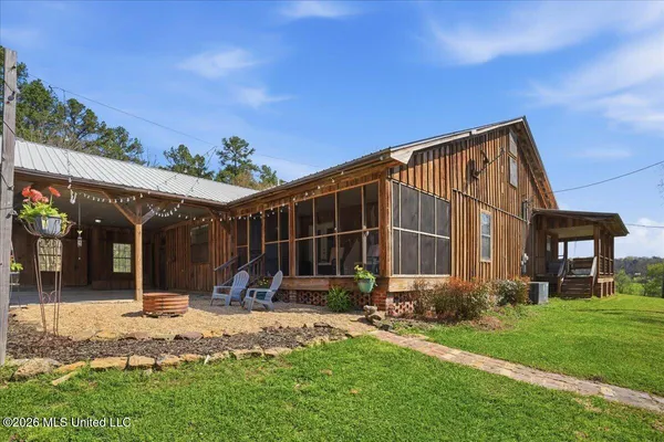 $325,000 | 410 Carson Road, Carthage, MS 39051