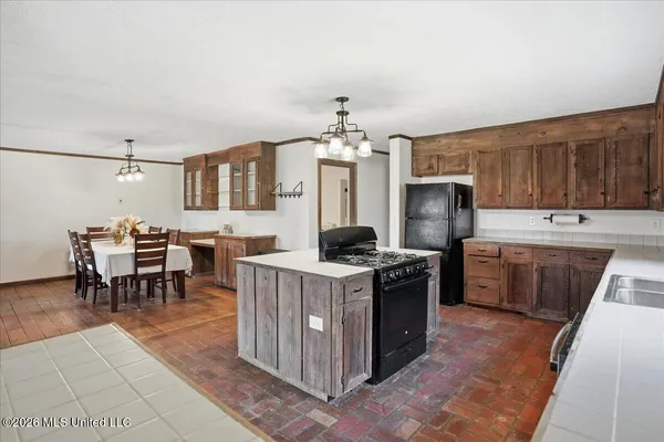 $325,000 | 410 Carson Road, Carthage, MS 39051