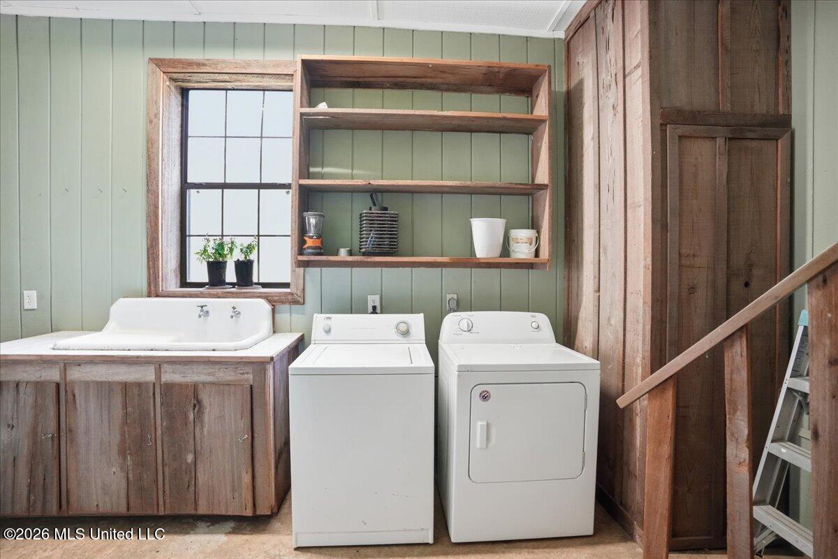 410 Carson Road Carthage, MS 39051 - Photo 24 of 46 24-410_Carson_Road_013