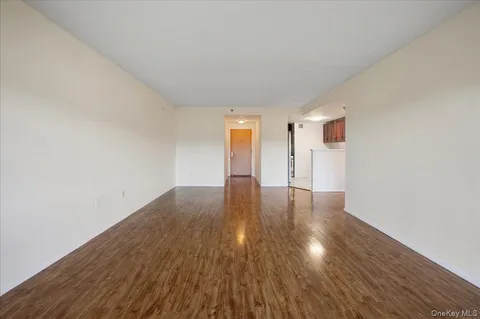 $595,000 | 1020 Warburton Avenue, Unit 9E, Yonkers, NY 10701