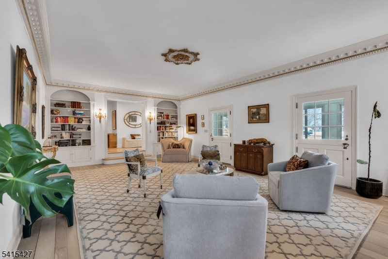 1039 Rahway Road Plainfield, NJ 07060 - Photo 11 of 50