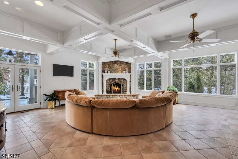 1039 Rahway Road Plainfield, NJ 07060 - Photo 17 of 50