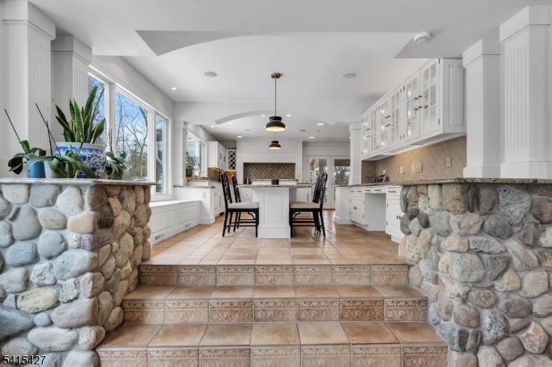 1039 Rahway Road Plainfield, NJ 07060 - Photo 19 of 50