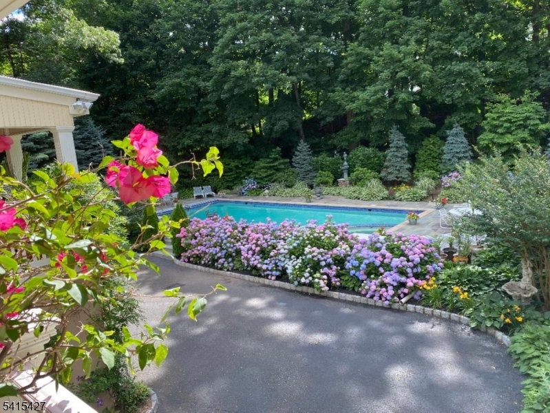 1039 Rahway Road Plainfield, NJ 07060 - Photo 47 of 50