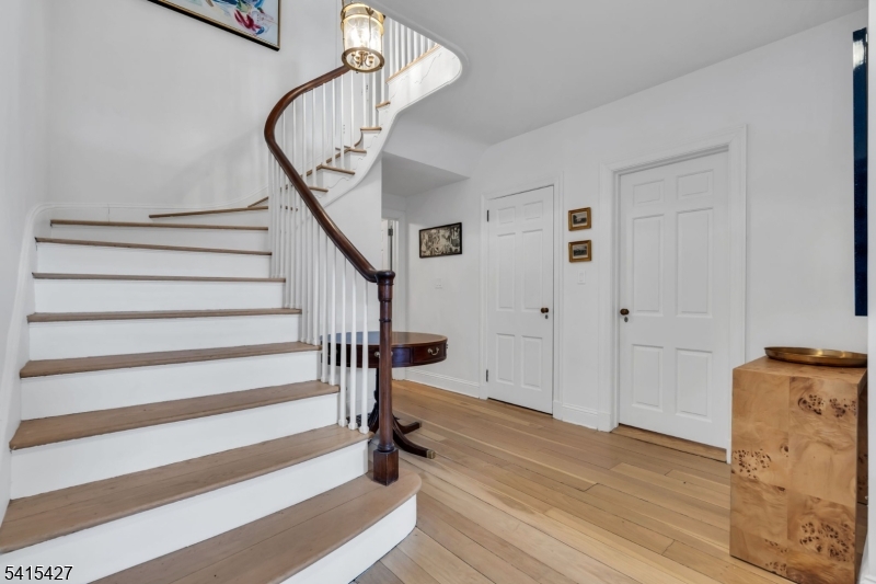 1039 Rahway Road Plainfield, NJ 07060 - Photo 8 of 50