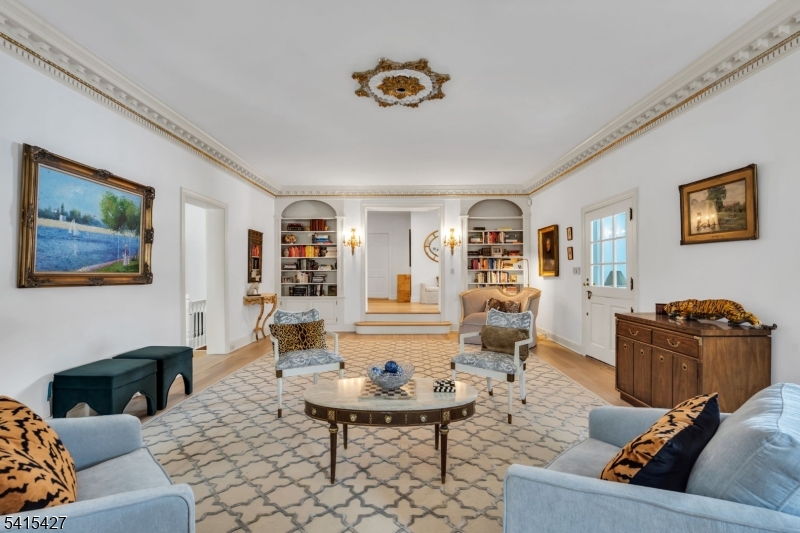 1039 Rahway Road Plainfield, NJ 07060 - Photo 10 of 50