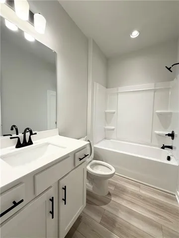 $2,800 | 5325 Windridge Parkway, Gainesville, GA 30507