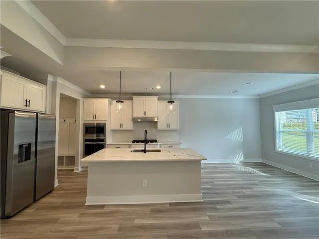 $2,800 | 5325 Windridge Parkway, Gainesville, GA 30507