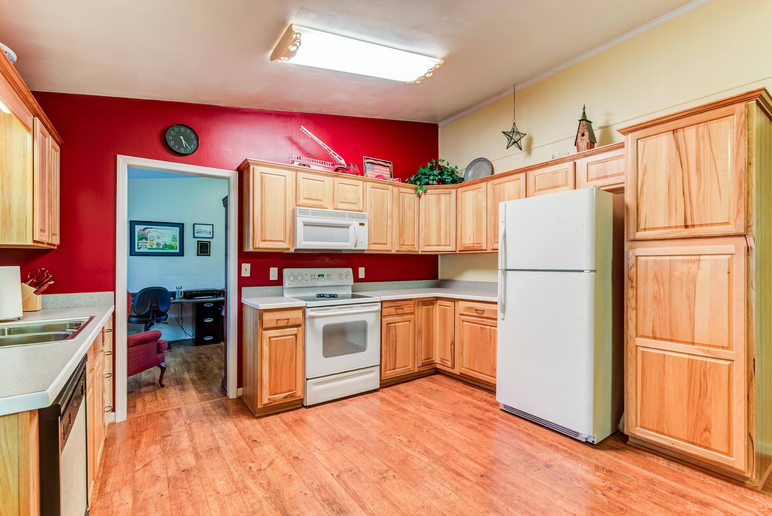 5010 Harvest Ridge Road Roanoke, VA 24019 - Photo 12 of 46 012-249630-7-5010 Harvest Ridge Rd-8_563