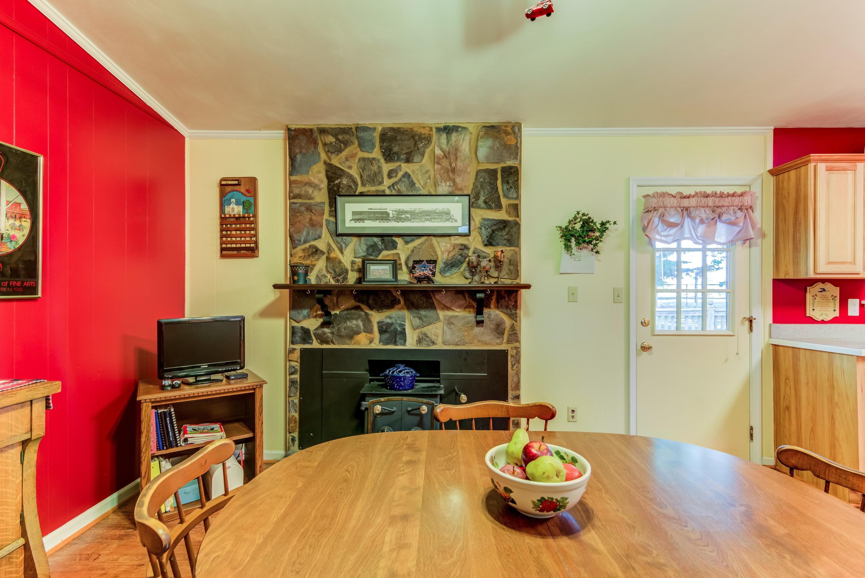 5010 Harvest Ridge Road Roanoke, VA 24019 - Photo 16 of 46 016-249630-11-5010 Harvest Ridge Rd-13_5