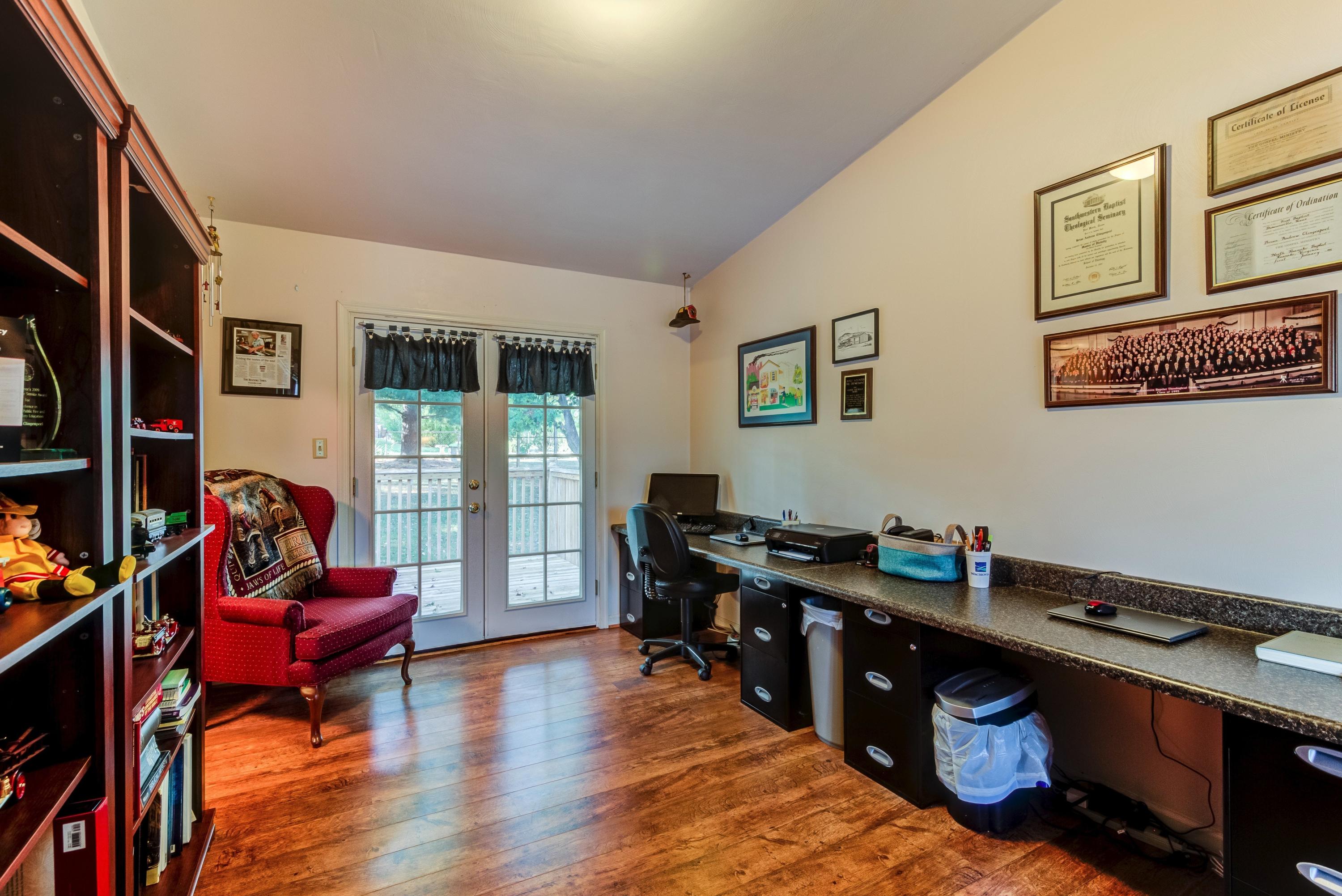 5010 Harvest Ridge Road Roanoke, VA 24019 - Photo 10 of 46 010-249630-5-5010 Harvest Ridge Rd-6_563
