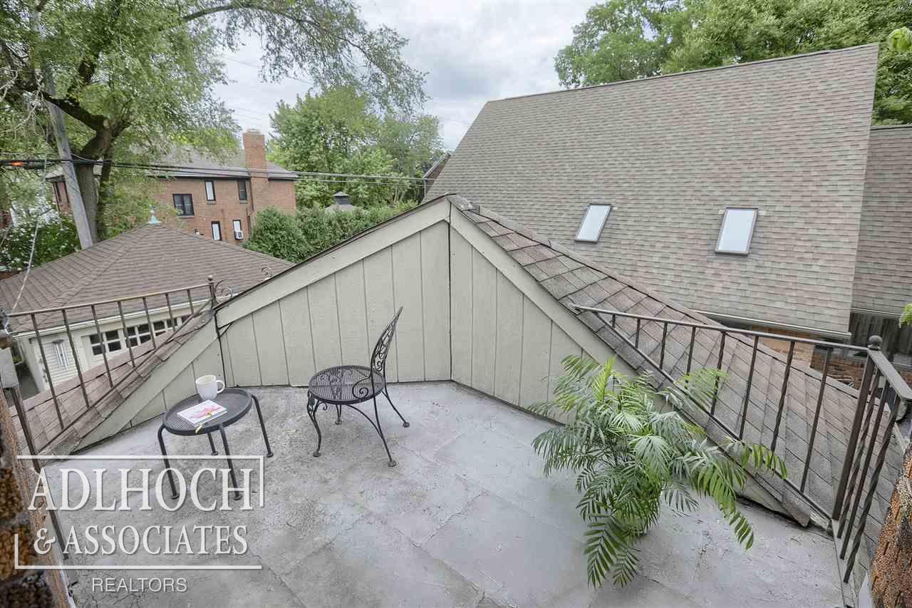 1383 Harvard Road Grosse Pointe, MI 48230 - Photo 27 of 28 50018845-28.JPG