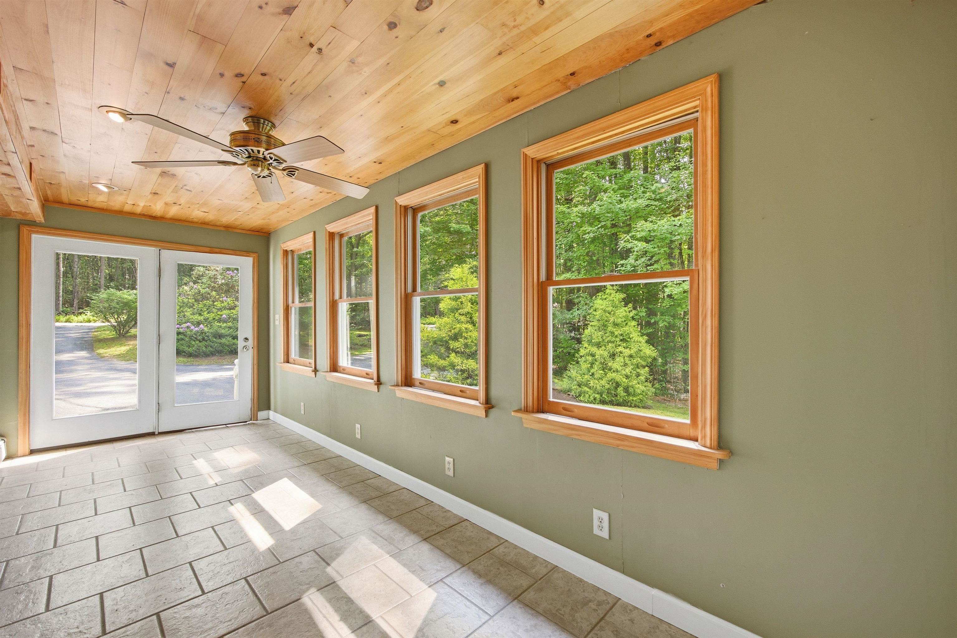 135 Lower Straw Road Hopkinton, NH 03229 - Photo 17 of 52 Gallery Image 17
