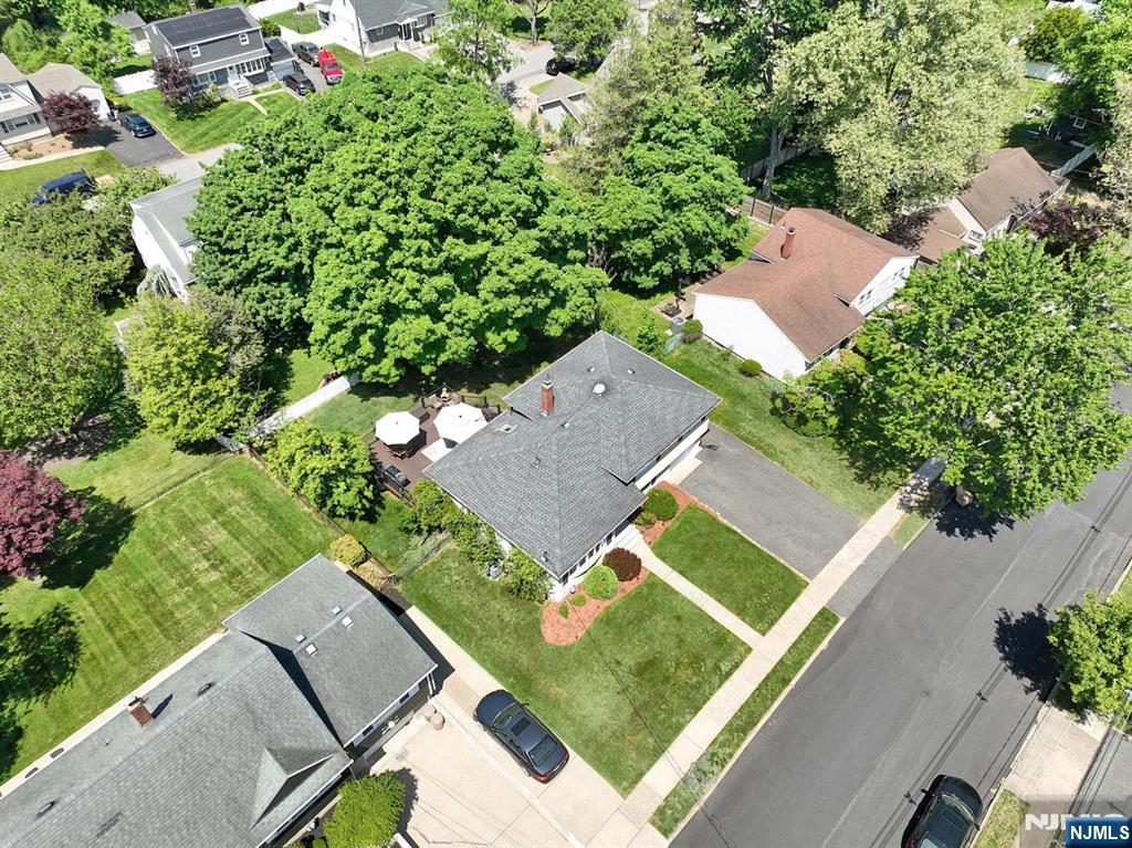 30 Brookfield Road Dumont, NJ 07628 - Photo 46 of 50 an aerial view of a house