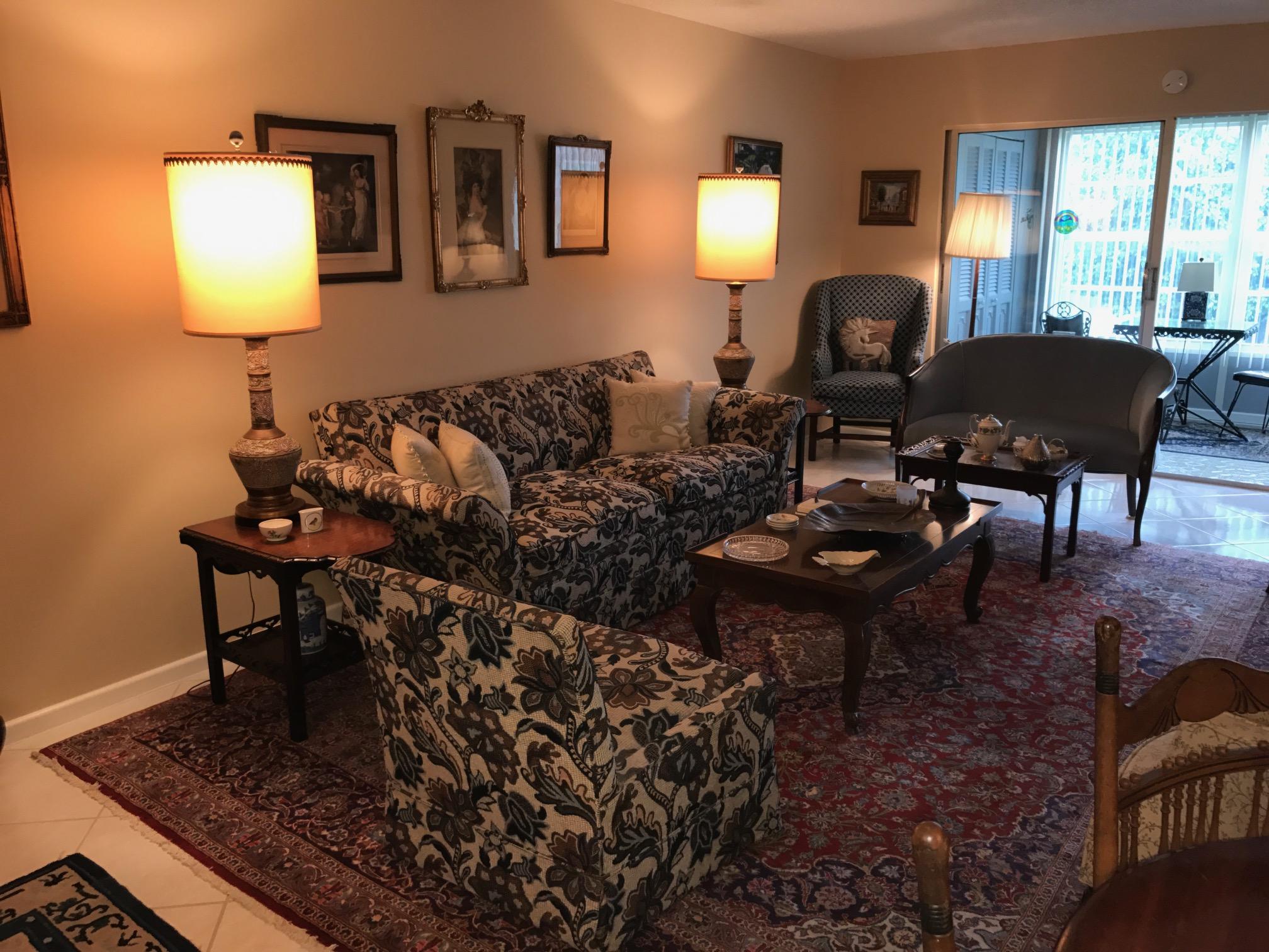 2037 Hythe A Boca Raton, FL 33434 - Photo 12 of 23 IMG_0584