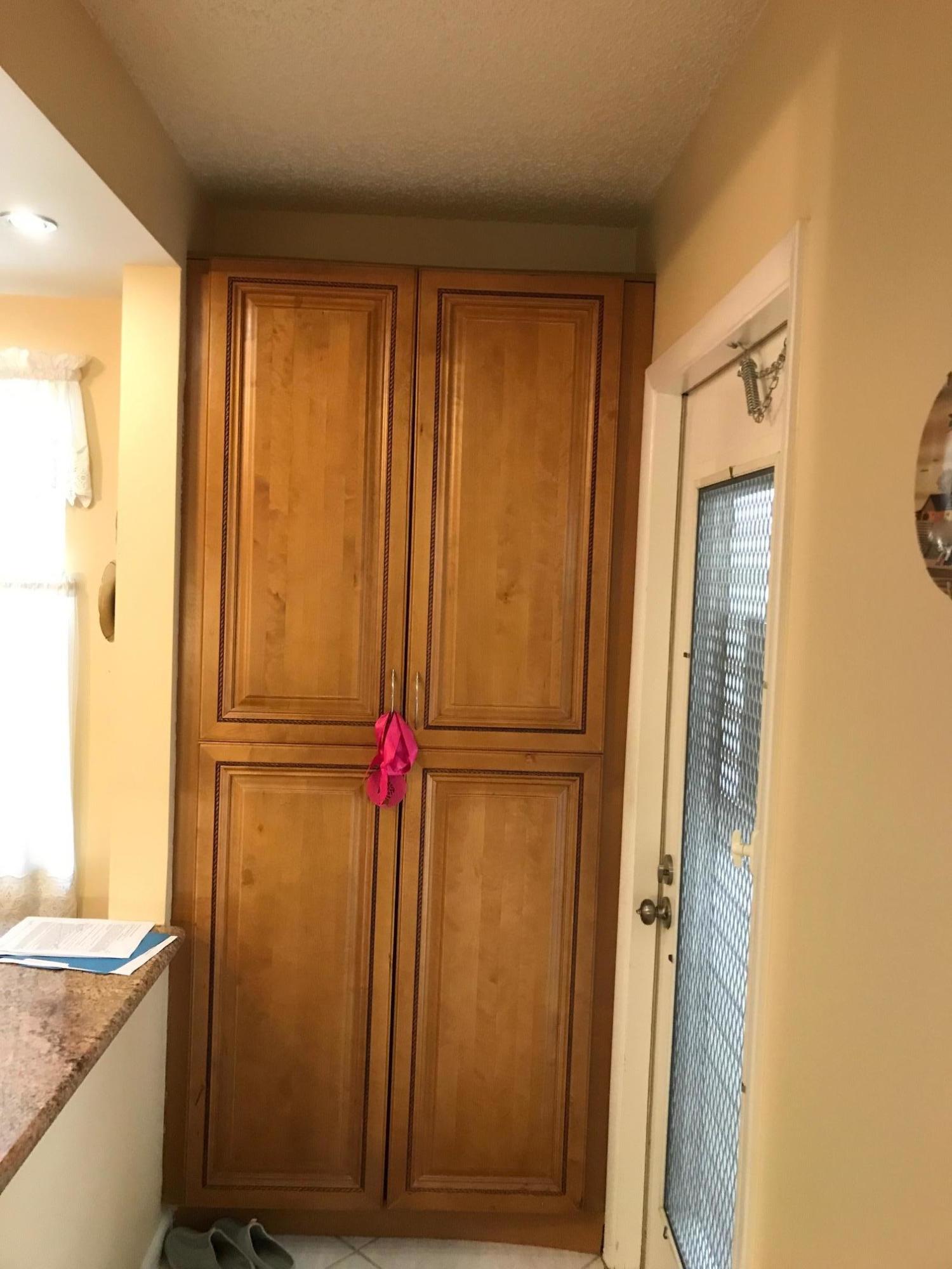 2037 Hythe A Boca Raton, FL 33434 - Photo 4 of 23 IMG_0575