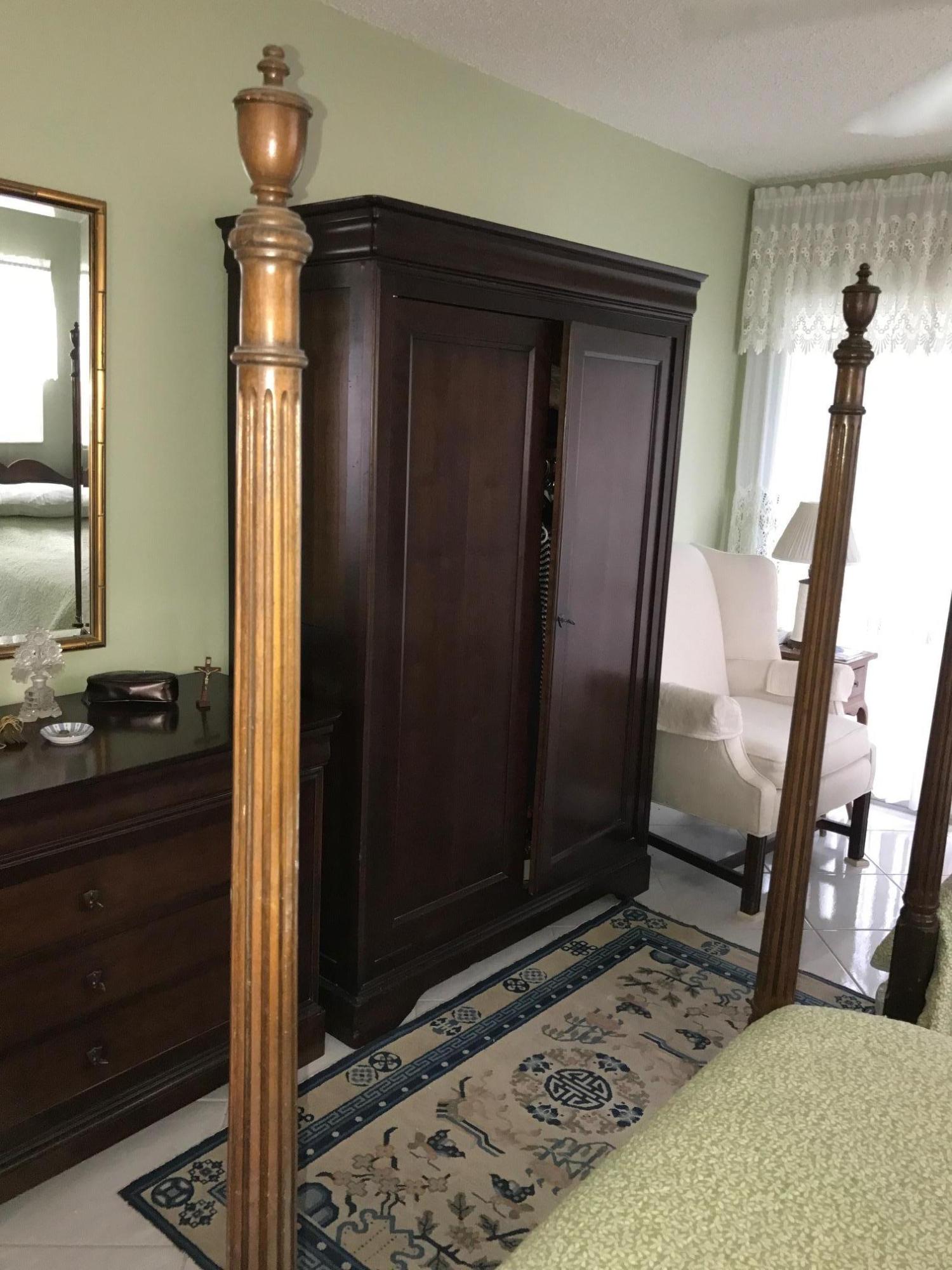 2037 Hythe A Boca Raton, FL 33434 - Photo 9 of 23 IMG_0581