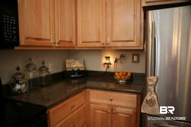 10096 Papa George Street Daphne, AL 36526 - Photo 5 of 9 Kitchen 3