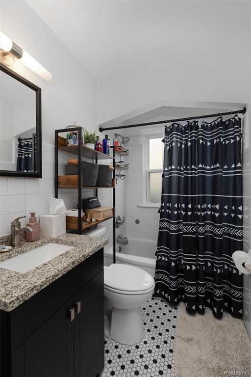518 Roth Boulevard Clawson, MI 48017 - Photo 12 of 25 Gallery Image 12