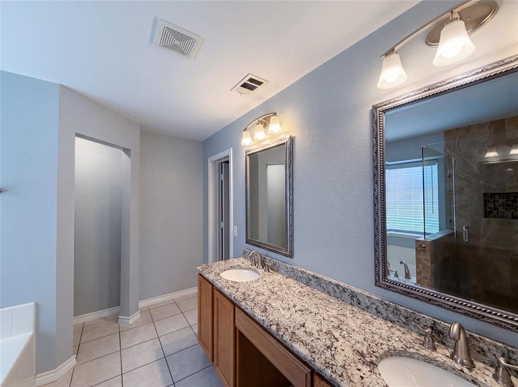 2805 Hereford Road Denton, TX 76210 - Photo 16 of 20