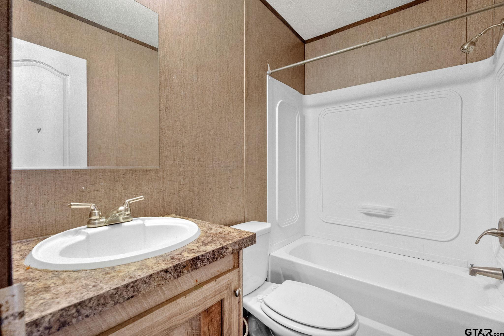 1814 County Road 386 Tyler, TX 75708 - Photo 17 of 24